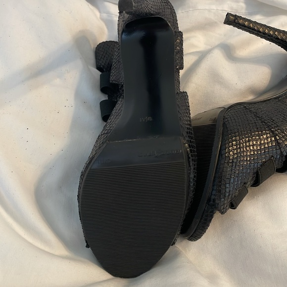 Authentic Guess Python Embossed Caged Pumps size 9 1/2 - Picture 11 of 11